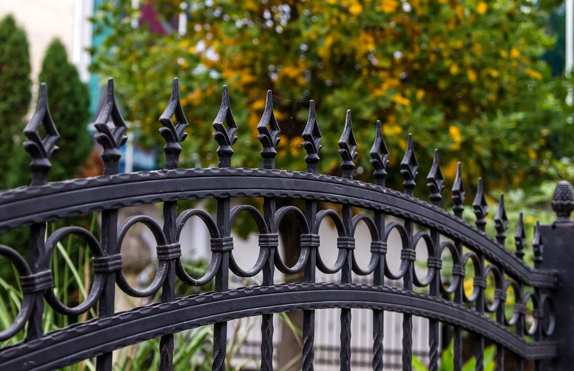 Residential gate installation project in Detroit